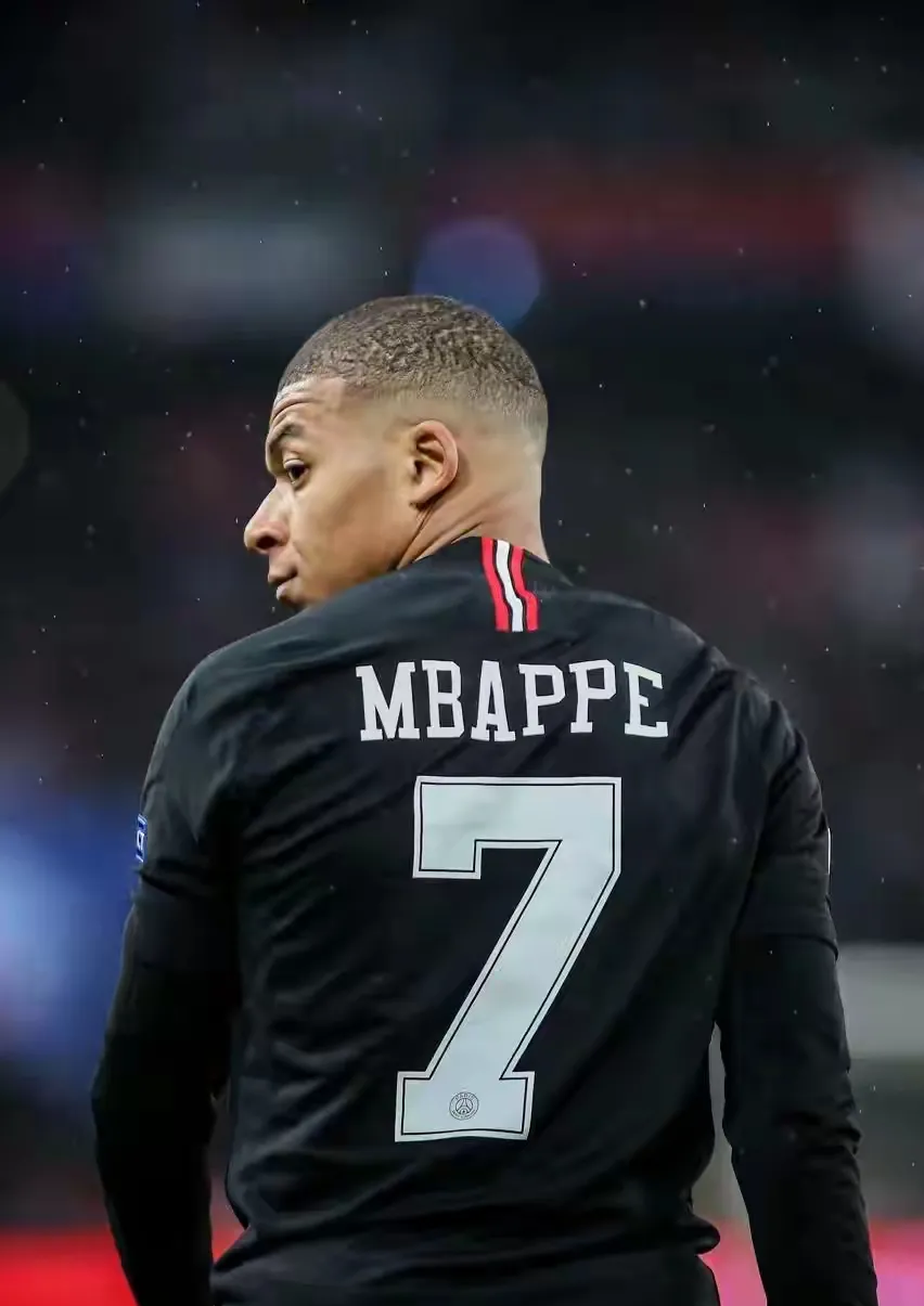 爱游戏-关于巴黎圣日耳曼赛前扳平良机，志在社区盾名次提升，震撼外界，赛季目标并未改变的信息